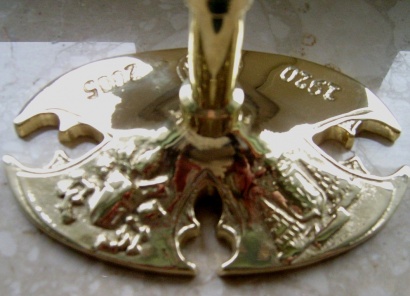 Relikwiarz - złocony - 10 RU Jana Pawła II