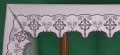 Obrus ołtarzowy koronkowy krzyż fioletowy w koronie - Kr